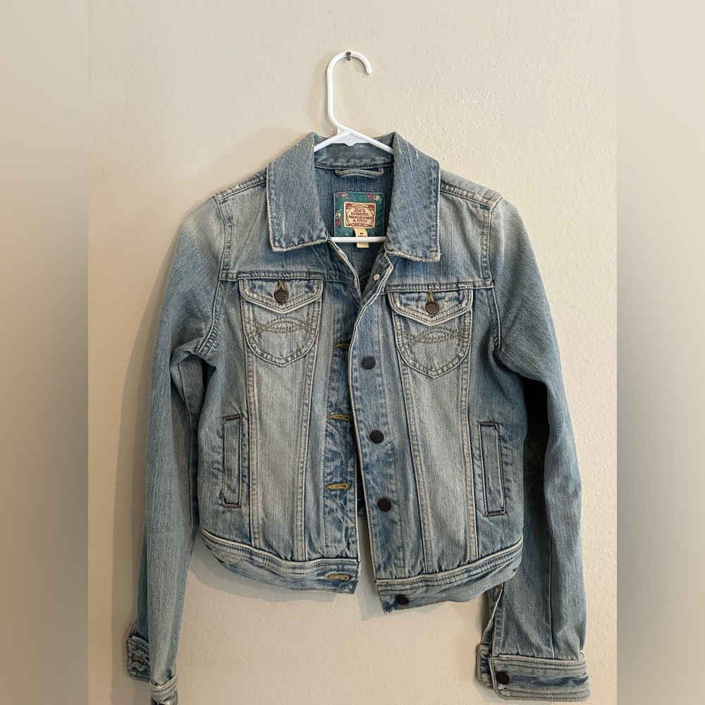 Vintage Abercrombie Light Blue Denim Jacket
